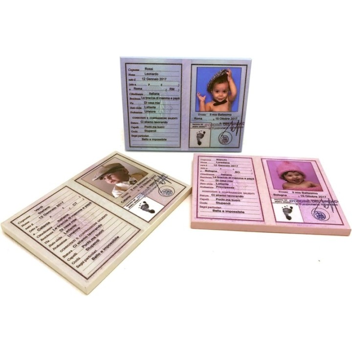 BOMBONIERE BATTESIMO CARTA D'IDENTITA' IN LEGNO MM 60x80x6 CON MAGNETE PER MASCHETTO E FEMMINUCCIA